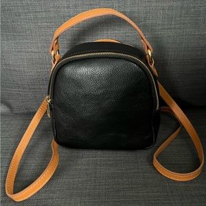 NWOT DIVINA FIRENZE SMALL MULTIFUNCTIONAL BACKPACK